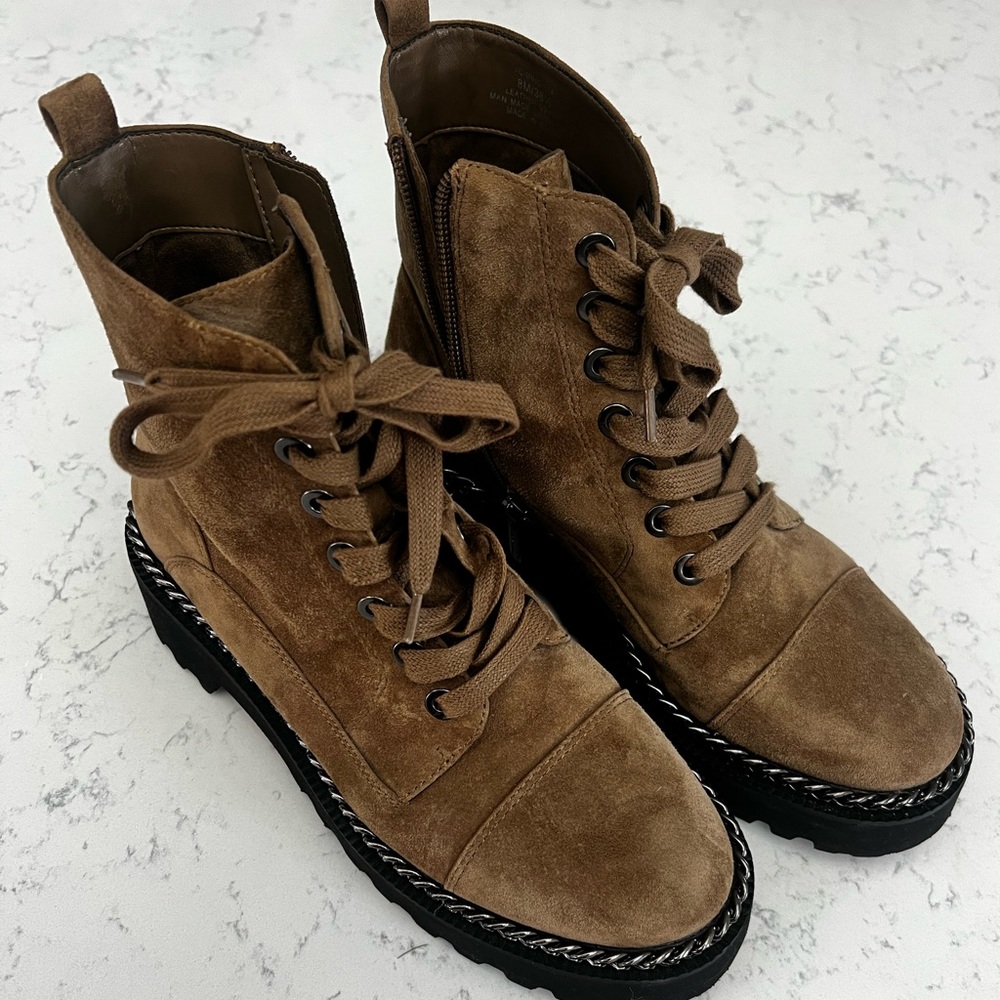 Brand new Vince Camuto mindinta combat boots